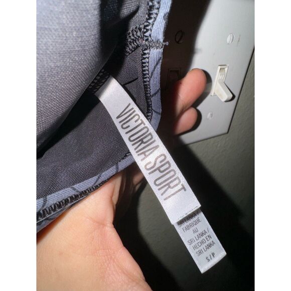 NWOT Victoria Secret Sports Bra Geometric Pattern Sz S - Picture 3 of 4